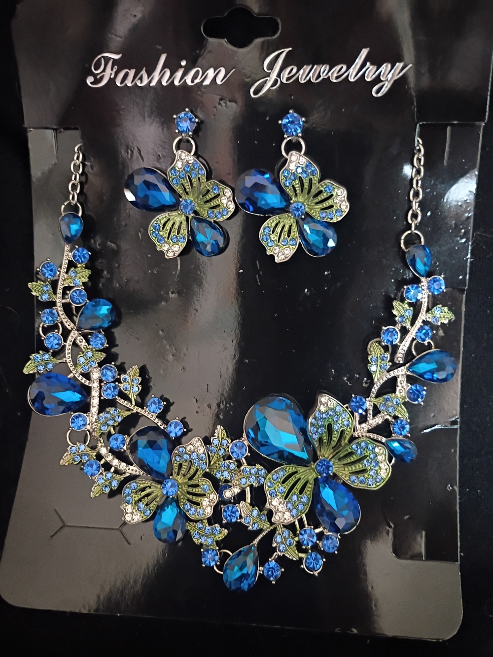 Fashion Jewelry Blue Crystal Flower Necklace and Earring Set